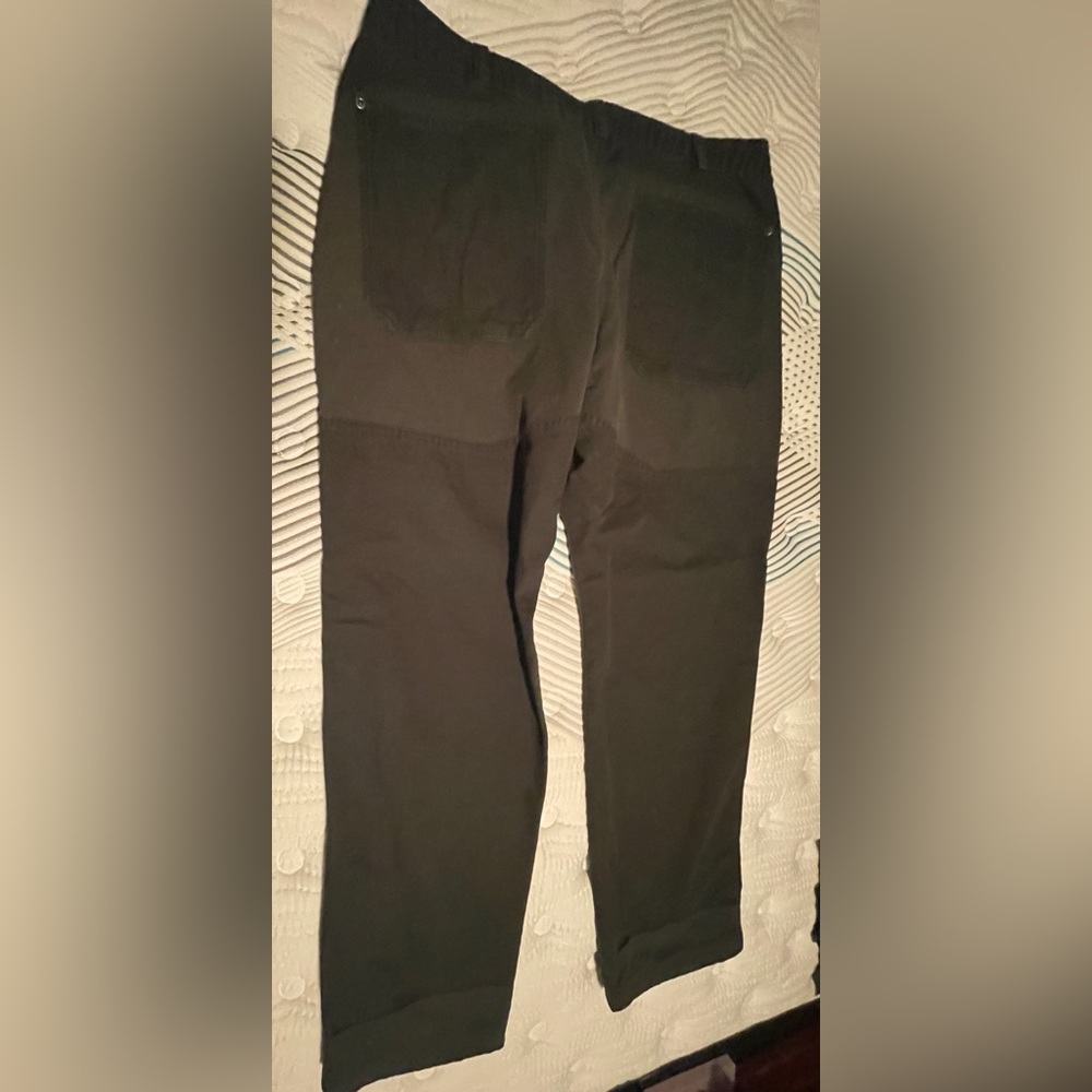 NWOT Under Armour men’s Storm Logger pants 42 x 34, machine wash water repellant
